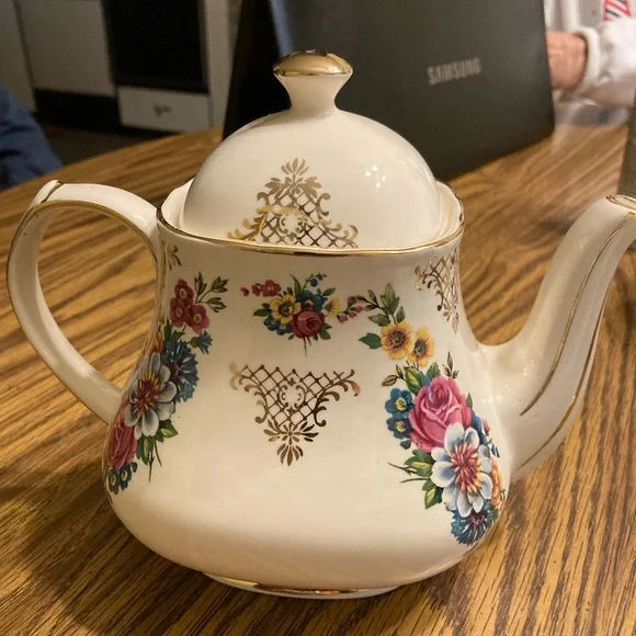 Vintage 1950s Sadler English Bone China Teapot - Picture 3 of 7